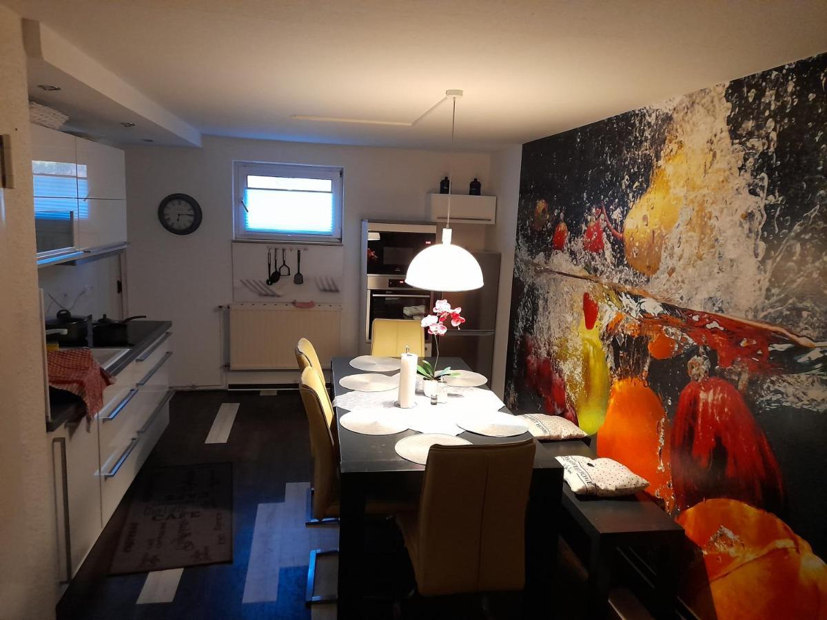 Zimmervermietung Bully Appartement Meyenburg  Buitenkant foto